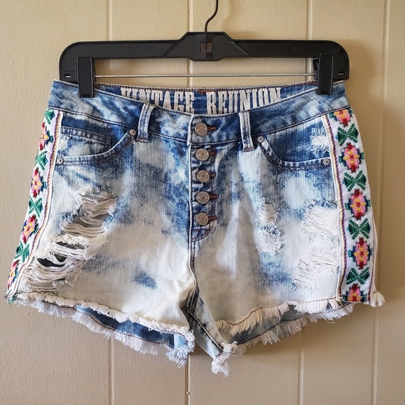 Rue21 Pants - Vintage Reunion Shorts Size 7/8